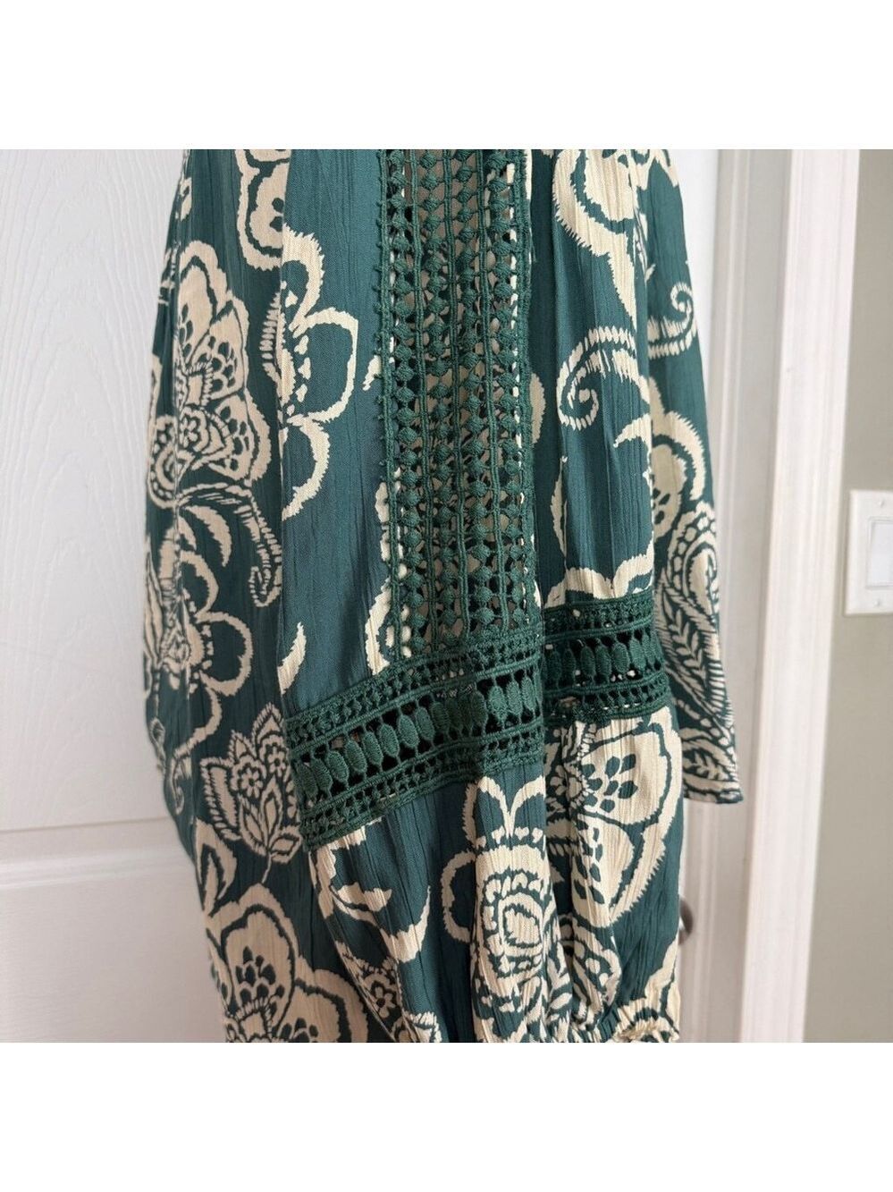 Angie Womens Boho Crochet Trim Long Balloon Sleeve Blouse Green Floral Small - Picture 4 of 11